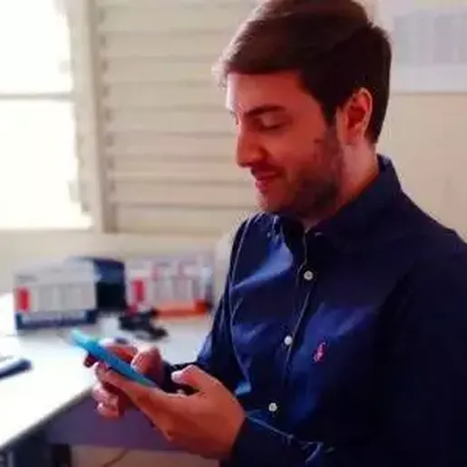 Médico é assassinado após marcar encontro por aplicativo de namoro