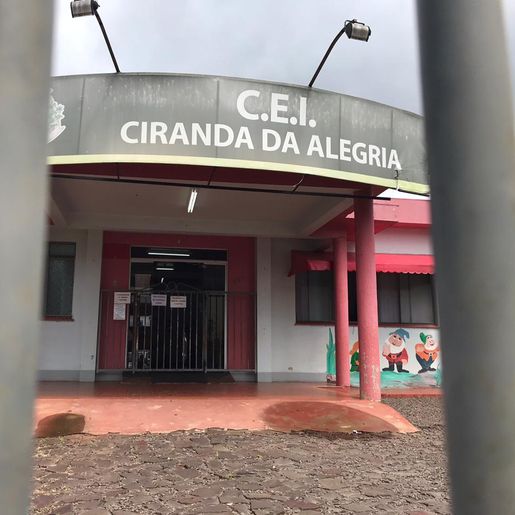 Diretora de creche é exonerada após criança sair sozinha da unidade escolar