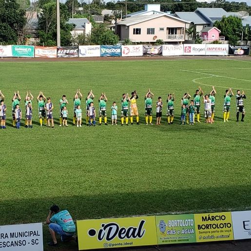 Grêmio União vence o Ouro Verde e mantém chances de classificação