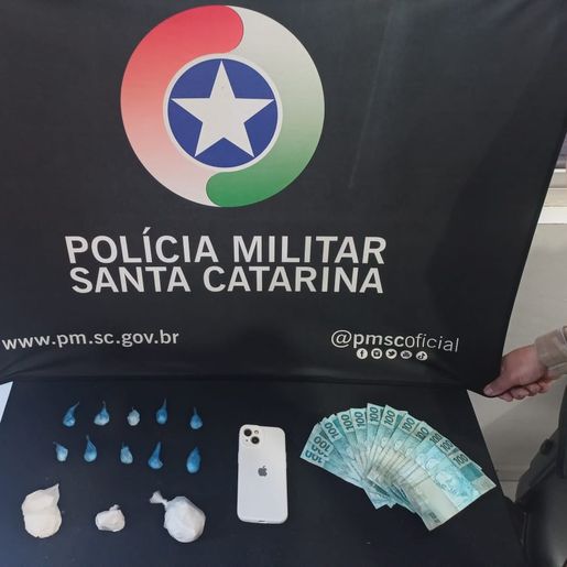 Duas mulheres são presas por tráfico de drogas em São Miguel do Oeste