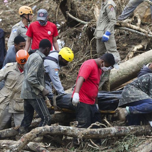 Número de mortos em Petrópolis chega a 105, e pelo menos 134 desaparecidos