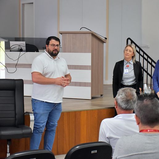 Direção do Hospital Regional apresenta projeto de ampliação aos vereadores