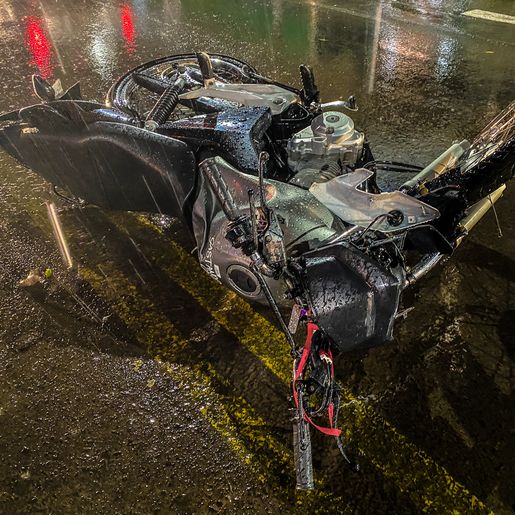 Colisão lateral deixa jovens feridos em São Miguel do Oeste; vídeo