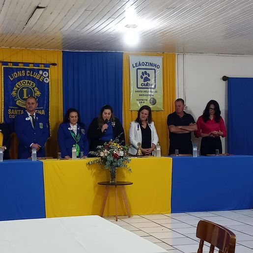 Karine Povala é reeleita presidente do Lions Clube de Santa Helena