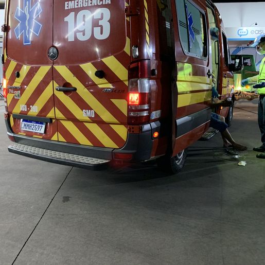 Homem é agredido com golpes de barra de ferro em SMOeste