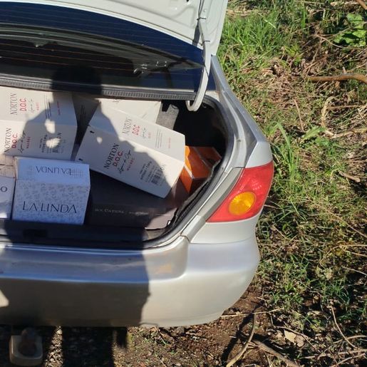 PM flagra transporte irregular de vinhos avaliados em R$ 24 mil em Barra Bonita