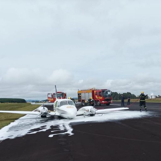 Avião dos bombeiros militares faz pouso forçado após falha mecânica em SC