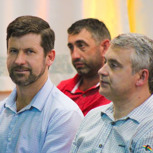 Cresol Fronteiras forma alunos no programa “Um Olhar para o Futuro”; vídeo