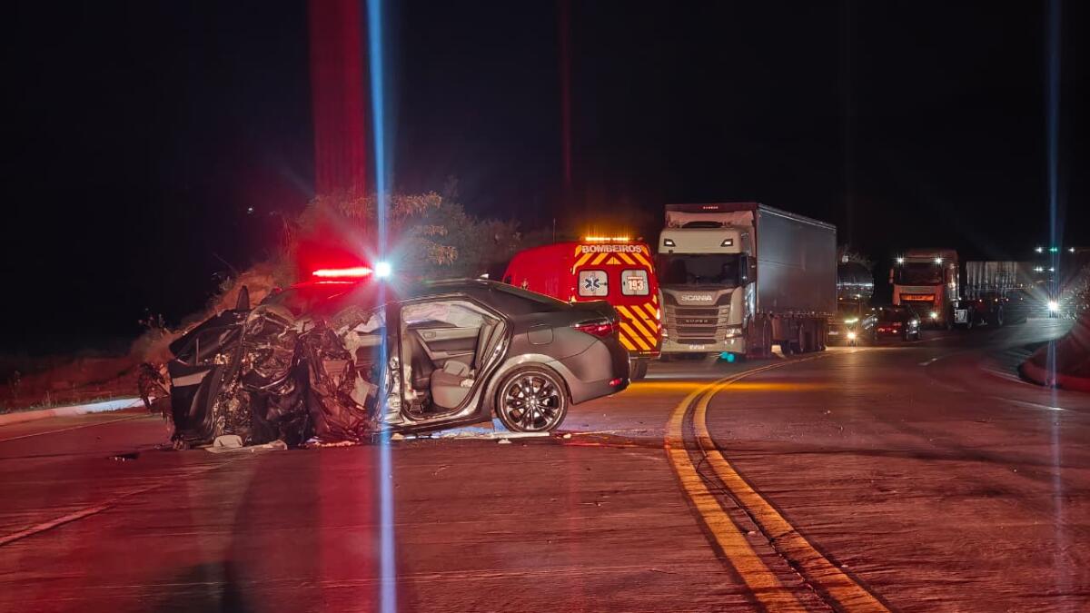 Colisão entre caminhão e carro deixa homem ferido na BR-163, em Dionísio Cerqueira