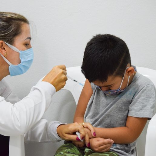 Itapiranga inicia imunização contra Covid-19 para crianças menores de cinco anos