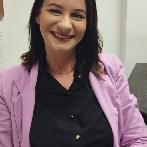 Romance com Safadeza é destaque no Empresas e Empresários