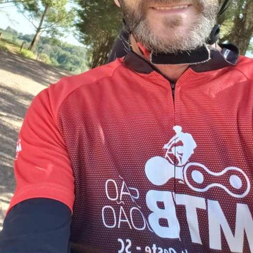 Dia do Ciclista: Morador de São João do Oeste cita benefícios da atividade para a saúde e a vida
