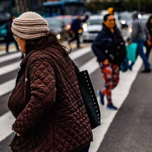SC terá reviravolta no tempo com frio de 5°C e ondas de até 4 metros, diz previsão