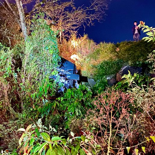 Colisão entre carro e ônibus mobiliza PRF na BR-282 em SMOeste