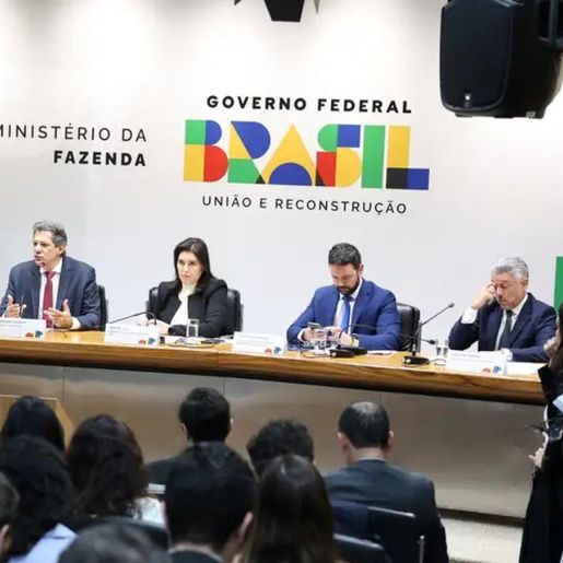 Governo Lula congela R$ 31,3 bilhões do Orçamento e anuncia aumento do IOF