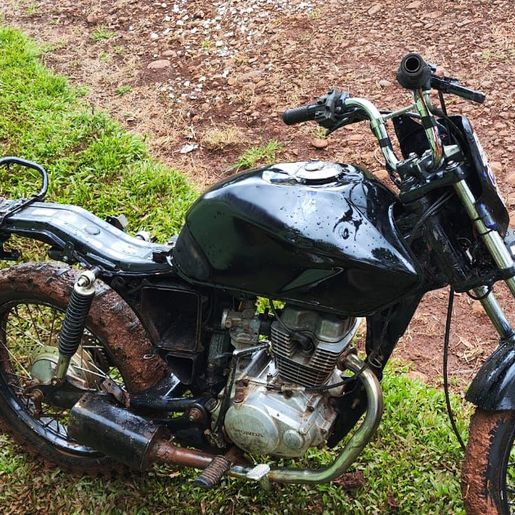 PM prende homem por receptação e recupera moto furtada em Paraíso