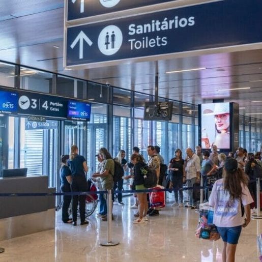 Falha em sistema causa “apagão” em aeroportos de SC e outros estados