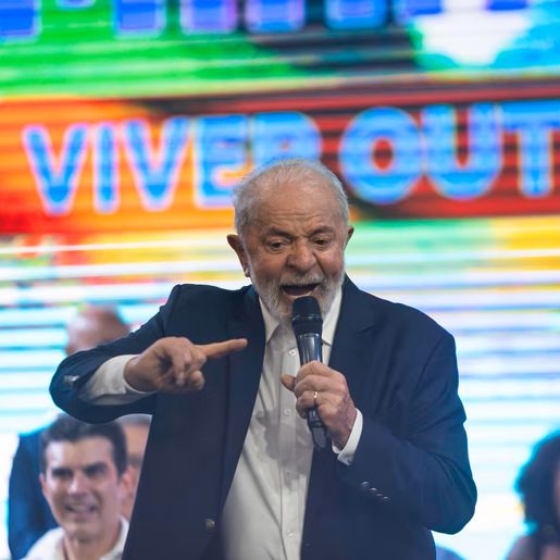 Seis em cada dez brasileiros são contra a candidatura de Lula em 2026, mostra pesquisa