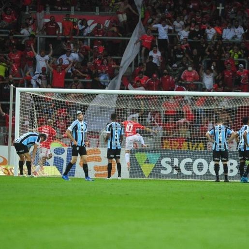 Inter vence o Gre-Nal e afunda ainda mais o Grêmio no Z4 do Brasileirão
