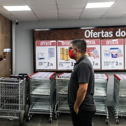 Supermercados terão que medir temperatura de clientes a partir desta segunda em Florianópolis