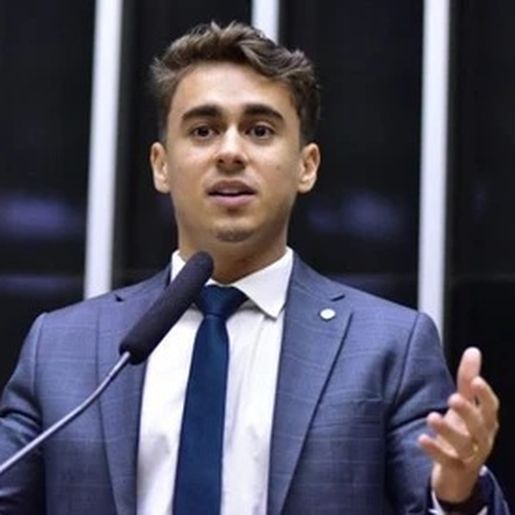 Nikolas Ferreira protocola pedido de impeachment de Lula