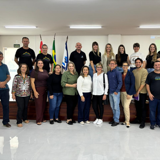 Municípios do Extremo Oeste avançam em plano conjunto de turismo regional