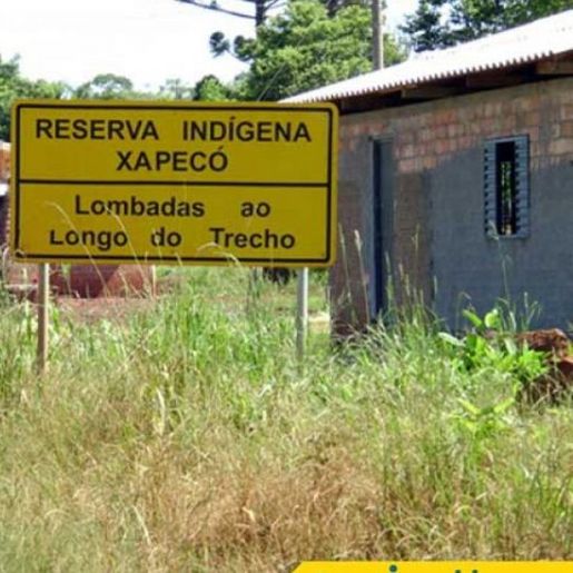 Mulher é morta com golpes de faca ao tentar defender o marido