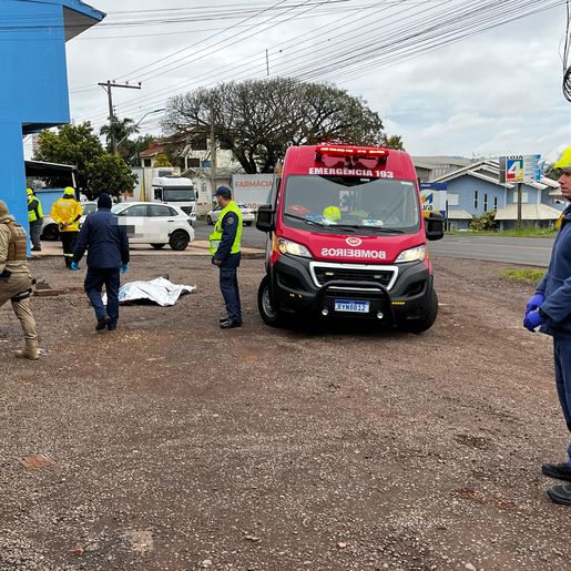 Identificado rapaz de 27 anos que morreu atropelado em São Miguel do Oeste