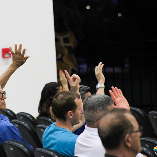 Audiência Pública cobra instalação de 5 semáforos na Willy Barth; ouça