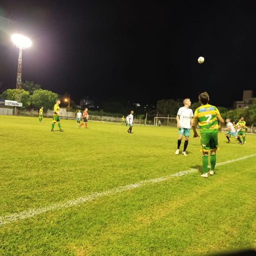 Ypiranga bate o Grêmio Tunense pela Regional de Amadores