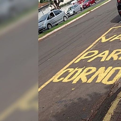 ‘Vaga para corno’ em Chapecó tenta evitar veículos