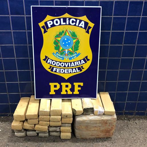 PRF de Guaraciaba apreende cerca de 40 quilos de maconha