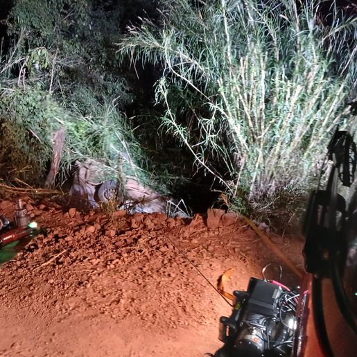 Saída de pista seguida de capotamento é registrada no interior de Princesa