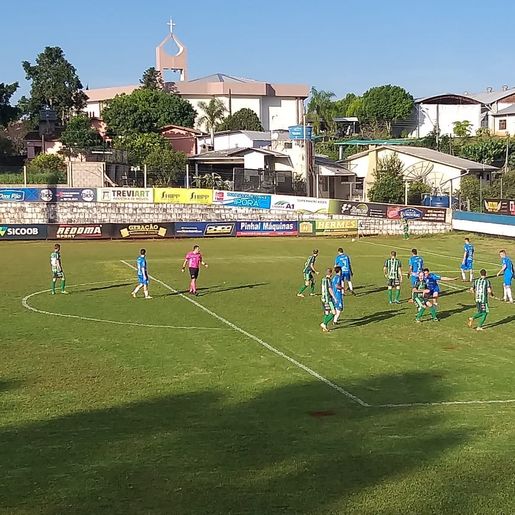 Grêmio União só empata, mas avança para a próxima fase do Estadual