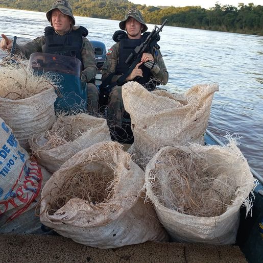 Polícia Ambiental apreende mais de 1.700 metros de redes no Rio Uruguai em Itapiranga