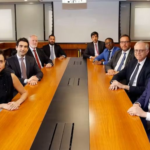 Copom deve manter taxa de juros em 15% nesta quarta