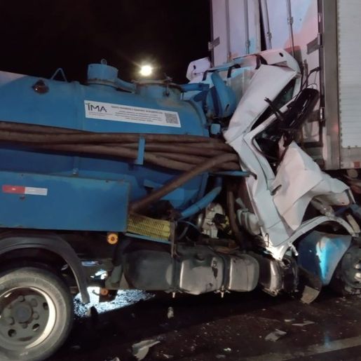 Jovem sofre politraumatismo e morre encarcerado entre caminhões em SC