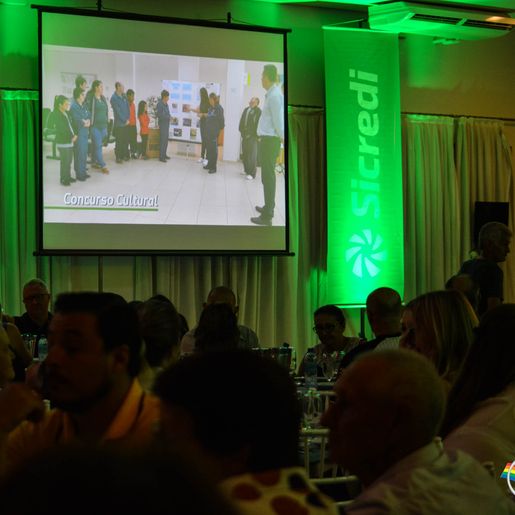 Em assembleia, associados da Sicredi aprovam expansão da cooperativa