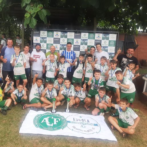 Escola da Chape de SMOeste conquista títulos no Rio Grande do Sul