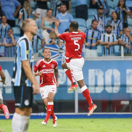 Inter pede para ouvir áudios do Gre-Nal e critica árbitro: "Sempre há um lado favorecido"