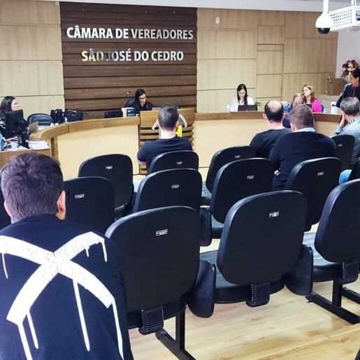 Acusados de matar homem a facadas são julgados em São José do Cedro