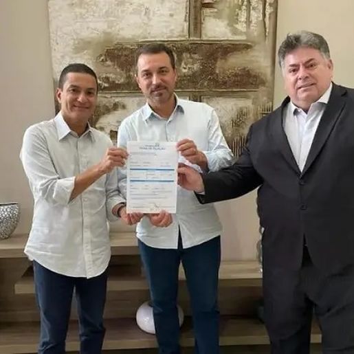 Governador Carlos Moisés se filia ao Republicanos