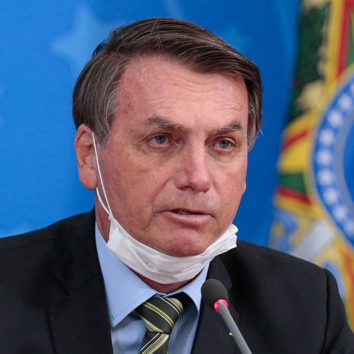Controladoria-Geral da União derruba sigilo sobre cartão de vacina de Bolsonaro