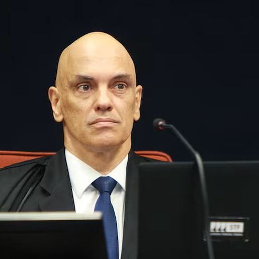 Moraes manda para PGR relatório da PF sobre suposta tentativa de golpe