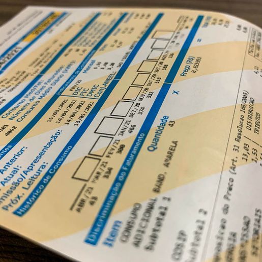 Aneel aprova redução de até 37% nas bandeiras tarifárias na conta de luz