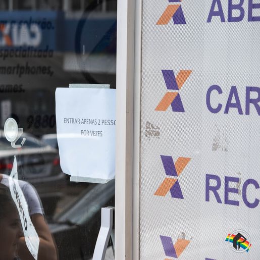 Bancos adotam medidas, mas registram filas e aglomerações no retorno dos serviços