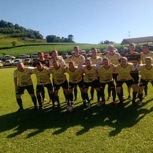 Dourado vence fora de casa pelo Municipal de Itapiranga