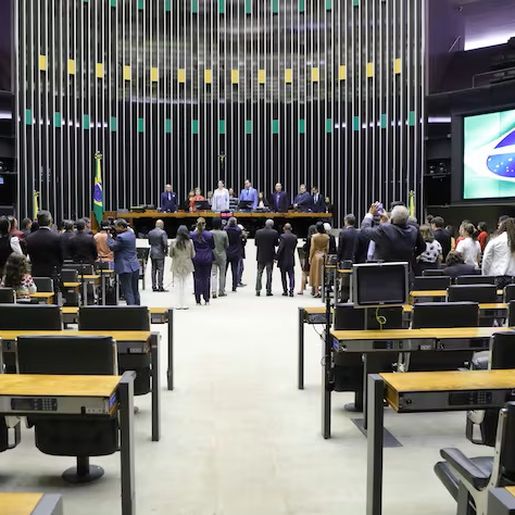 Santa Catarina pode ganhar quatro deputados com nova proposta na Câmara