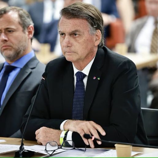 Bolsonaro admite ao STF estudo de possibilidades, mas nega plano de golpe