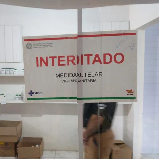 Curandeiro é preso suspeito de prometer curar diabetes e Parkinson em SC